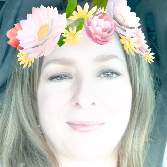 Meet your Posher, Ladonna - Picture 1 of 1