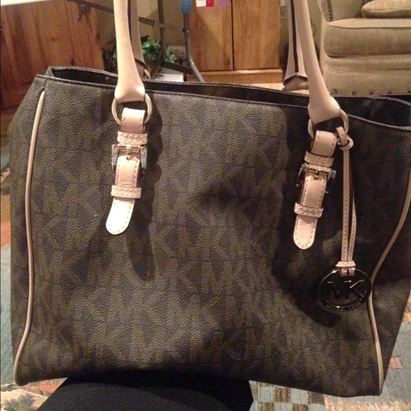 Large Michael Kors tote