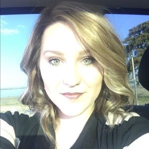 Meet your Posher, Dallace