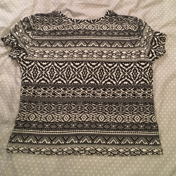 American Eagle Crop Tee - Picture 2 of 4