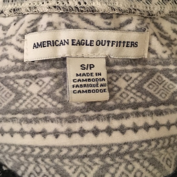 American Eagle Crop Tee - Picture 4 of 4