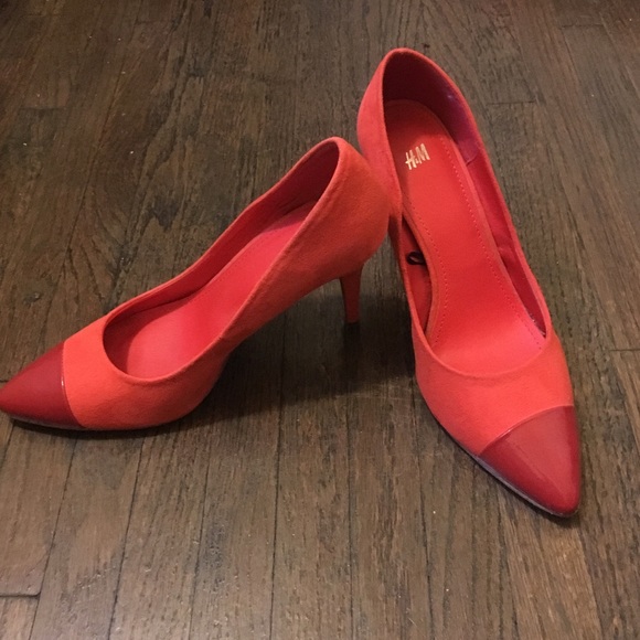 Faux suede/patent leather orange, red stilettos