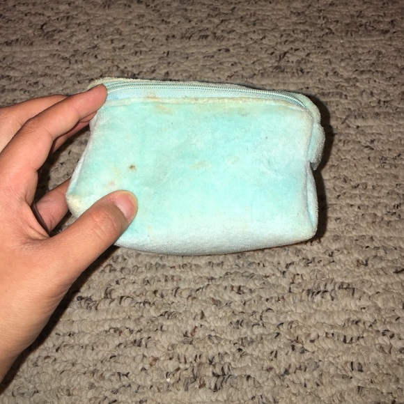Too Faced Makeup Pouch - Picture 3 of 4