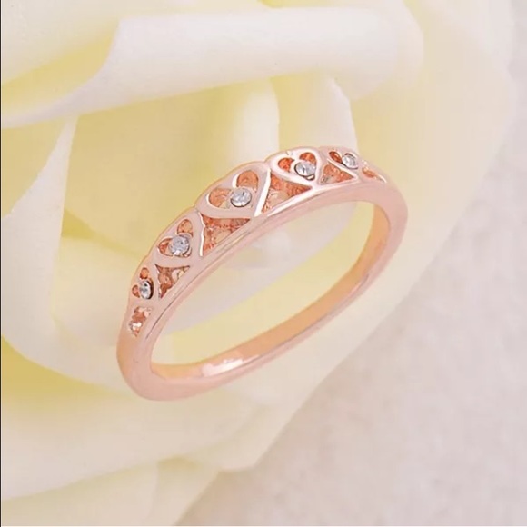 Jewelry - Gorgeous Gold Filled Heart CZ Ring