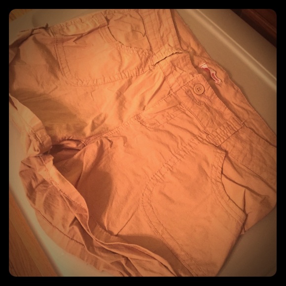 Lightweight shorts