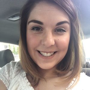 Meet your Posher, Stacey