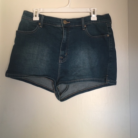 Urban Outfitters Pin-Up Shorts