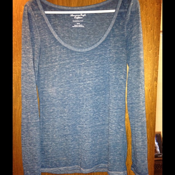 Blue Long Sleeve  Shirt (basics) - Picture 2 of 2