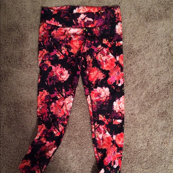 Floral workout leggings