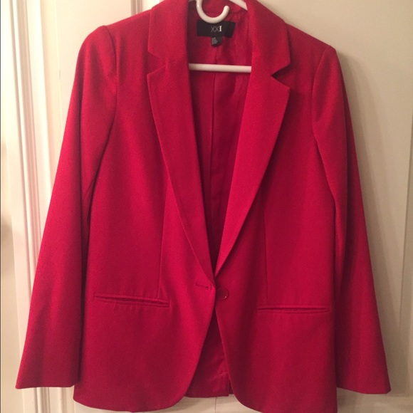 Red boyfriend-Ish style blazer