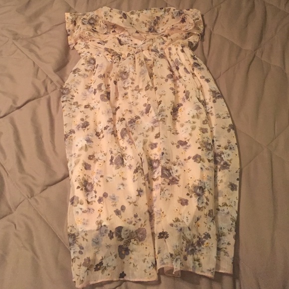 Ruffle top strapless dress