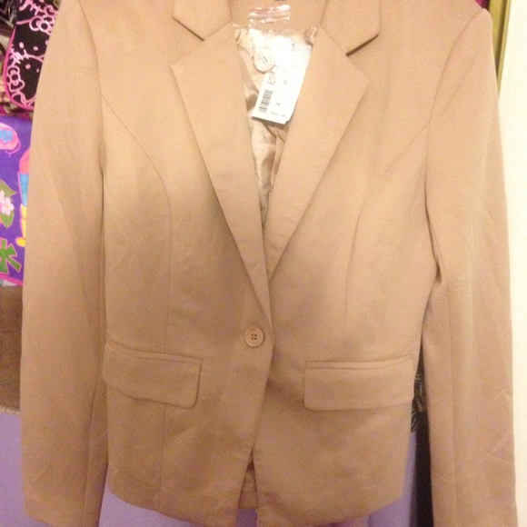 Creme Blazer