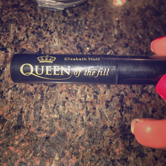 Elizabeth Mott Queen of the fill tinted brow gel