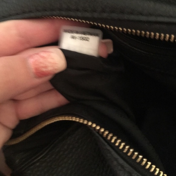 Black leather MK purse - Picture 3 of 4