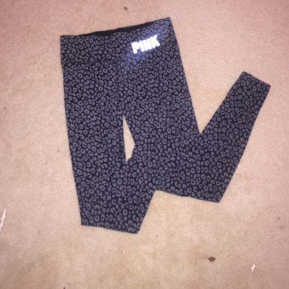 VS PINK Leggings Cheetah Leopard Print Thermal 😍