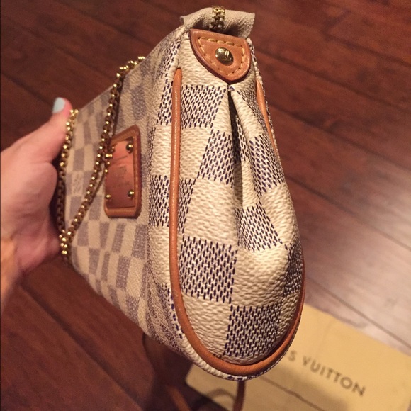 SOLD!!! - Picture 2 of 4