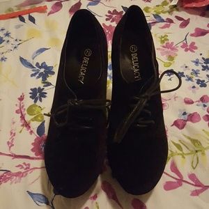 Black Velvet Ankle Lace-up Wedges