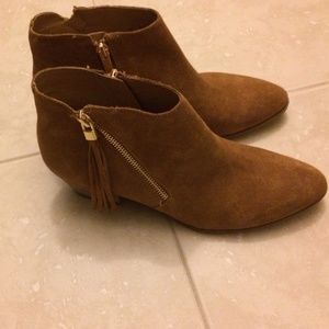 Franco Sarto ankle bootie size 8