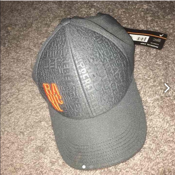 Baseball/Tennis Cap - Picture 1 of 2