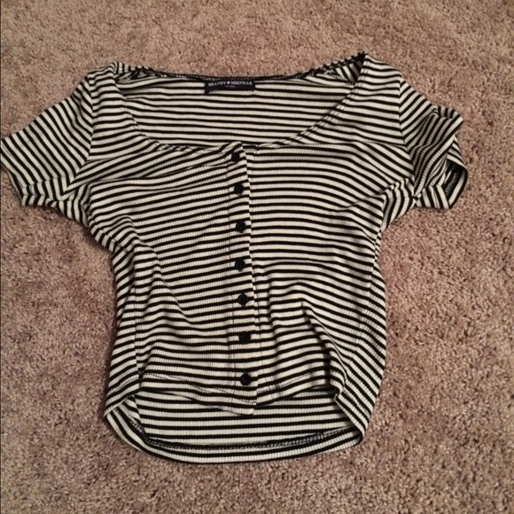 Brandy melville crop top