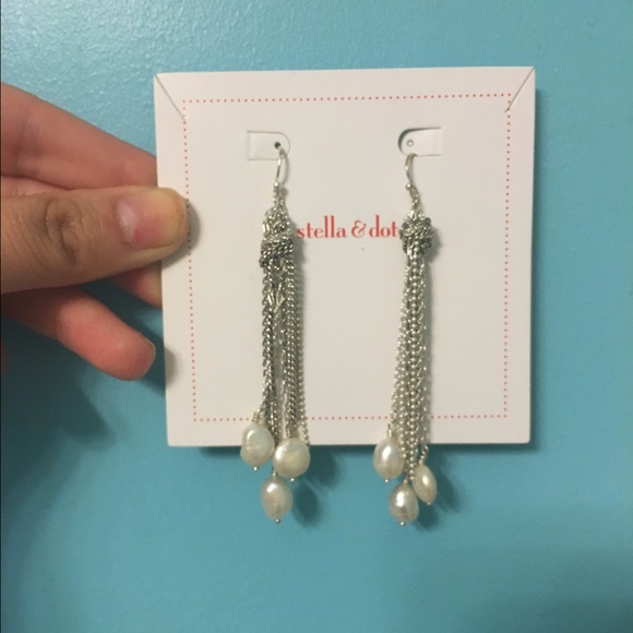 Stella and Dot Josephine Pearl Lariat Earrings
