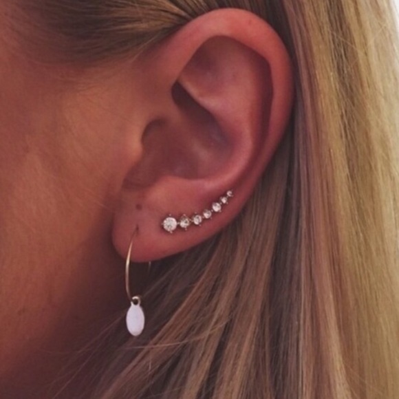 🌙 WES GOLD EARRINGS🌙 - Picture 3 of 3