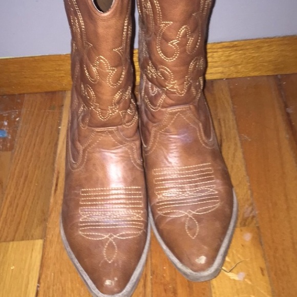 Boots - Picture 2 of 2