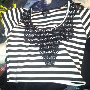 Rue 21 crop top