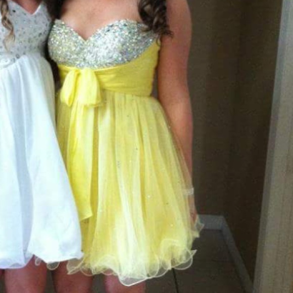 Yellow Sheri Hill prom dress