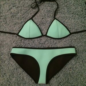 Triangl bikini