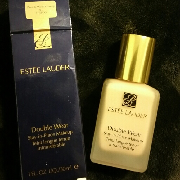 Estee Lauder Double Wear stay in place foundation