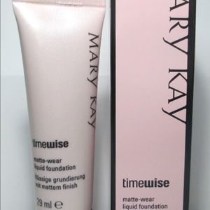 Mary Kay time wise matte-wear. Bronze 7