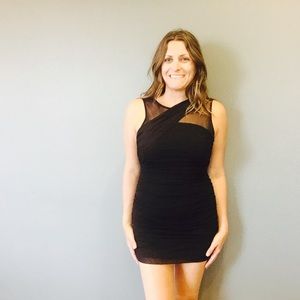 Mesh asymmetrical neckline bodycon dress