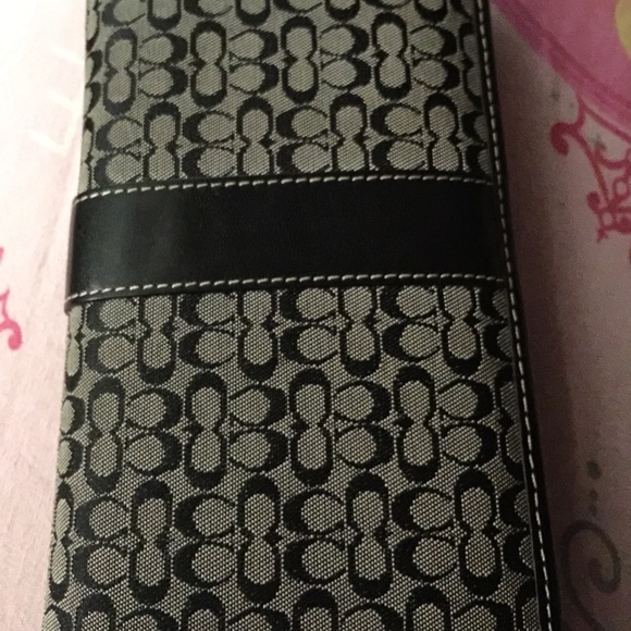 100% authentic black coach wallet