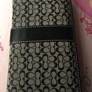 100% authentic black coach wallet