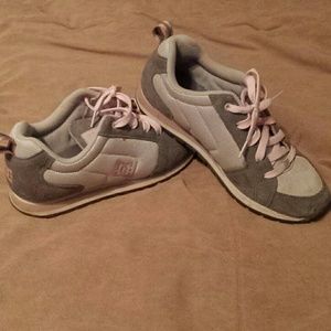 DC shoes pink and grey