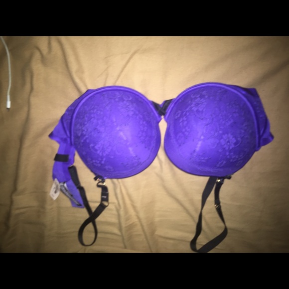 NWT Victoria secret push up bra