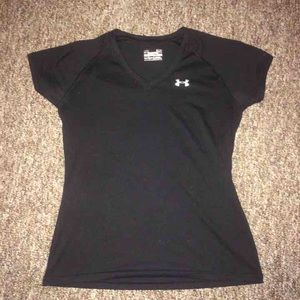 Size small Under Armour shirt black