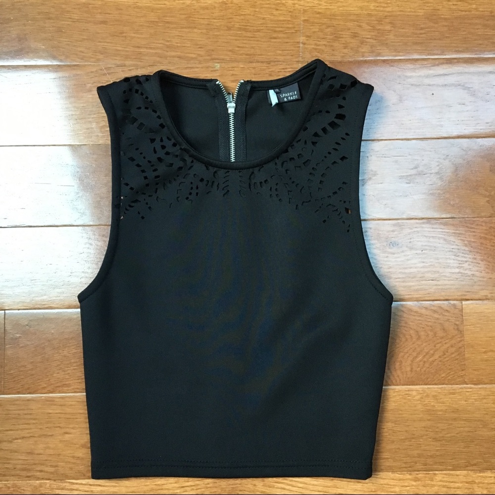 Black crop top