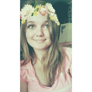 Meet your Posher, Brittany