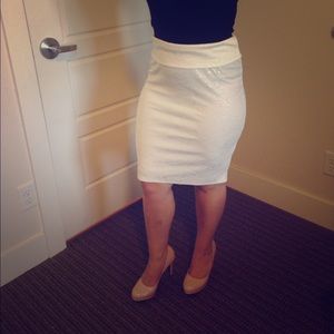 White paisley LuLaRoe Cassie skirt