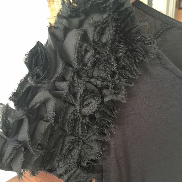 BCBG Ruffled Shoulder Top - Picture 3 of 4