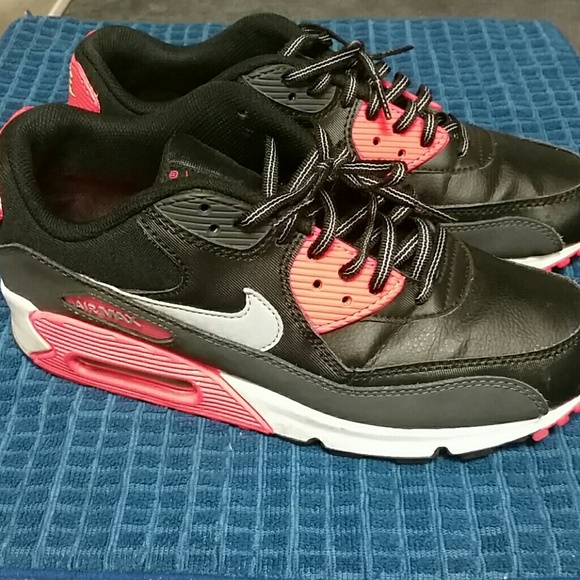 NIKE : Air Max