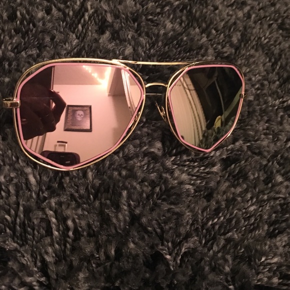 Pink aviator sunglasses