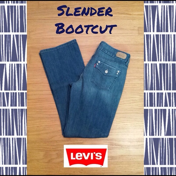 SOLD BOGO Levi’s 526 Slender Bootcut Jeans