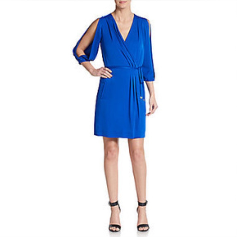 🦋DVF Wrap Dress 🦋Split Sleeve. NWT