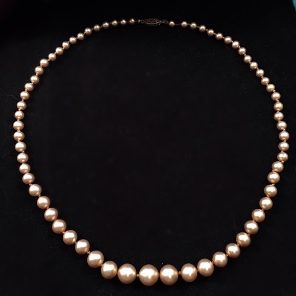 Vintage Jewelry - 💥VINTAGE Champagne Glass Pearl Necklace