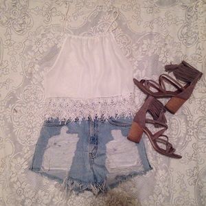 🌸Urban Outfitters Lace-trim Tank🌸