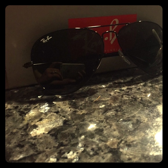 Brand new Ray ban sunglasses Black Aviators