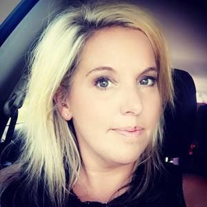 Meet your Posher, Suzanne